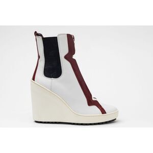 R234 TRI-STRAP